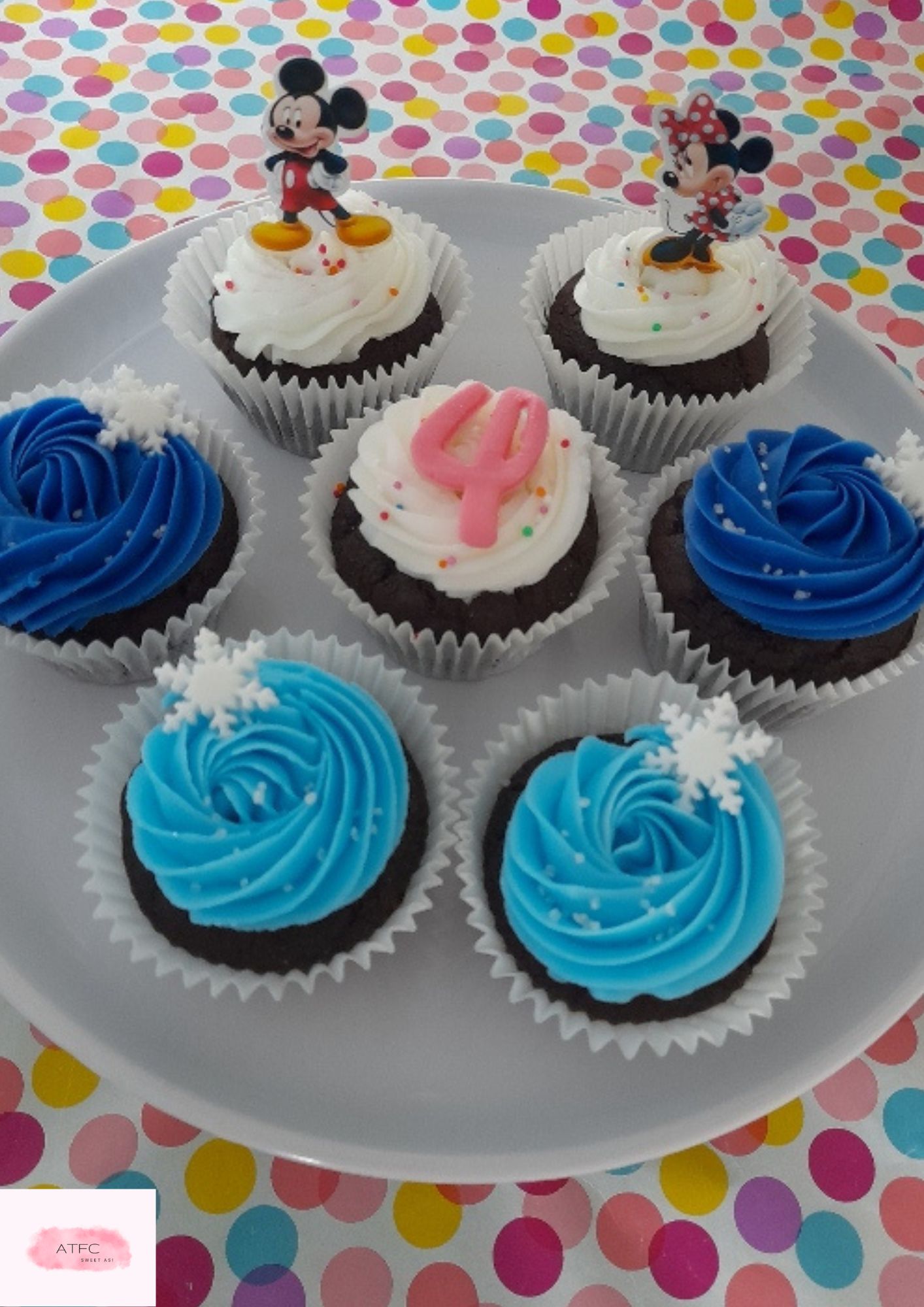 Disney Frozen Themed Cupcakes